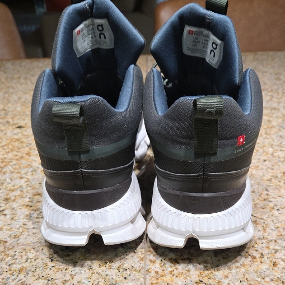 On Running Men's Olive and White Sneakers - Picture 3 of 6